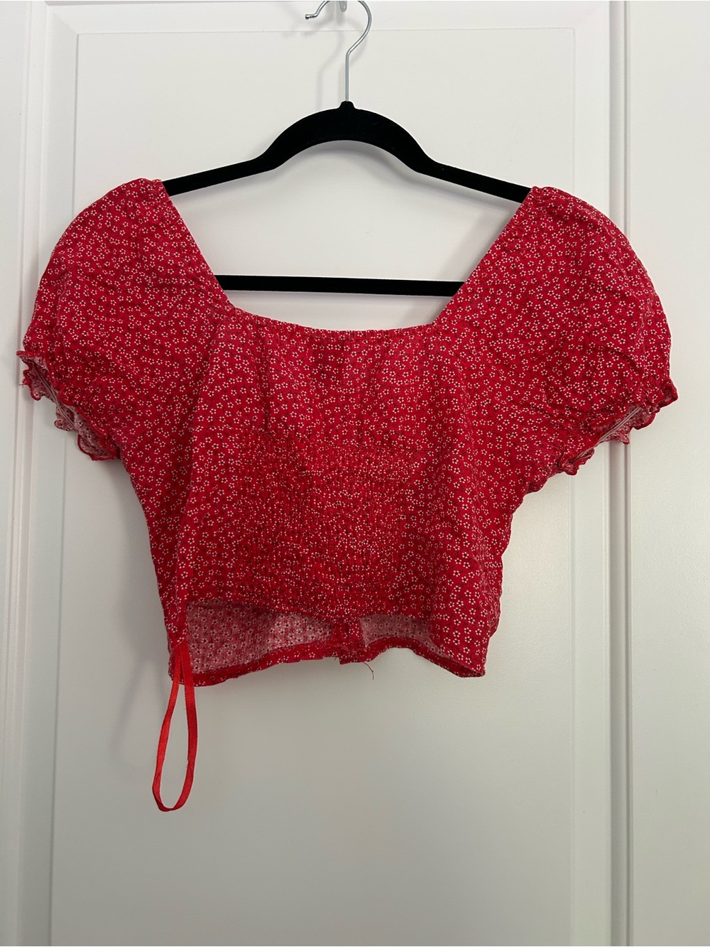 Princess Polly Red Floral Puff Sleeve Button Crop Top - Picture 5 of 5